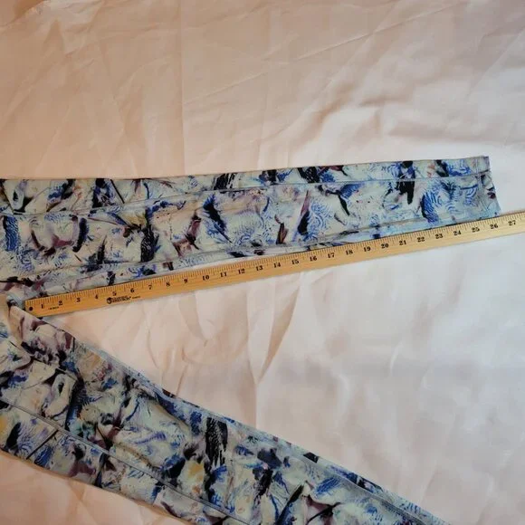 Lululemon Women's Speed Up Tight Leggings in Exposure Multi Size 4 - Picture 15 of 15